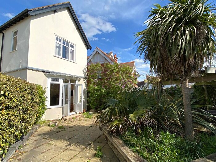 2 Bedroom Flat For Sale In Sheringham, NR26
