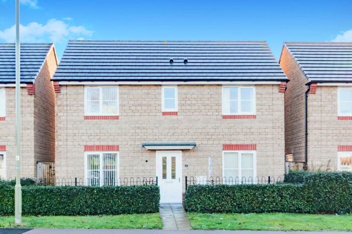 3 Bedroom Terraced House To Rent In Launton Road, Bicester, OX26