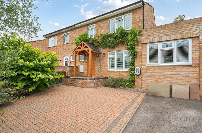 3 Bedroom Detached House To Rent In Farm Road, Esher, Surrey, KT10