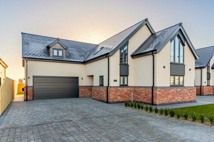4 Bedroom Detached House For Sale In Plot The Paddocks, Wigtoft, PE20