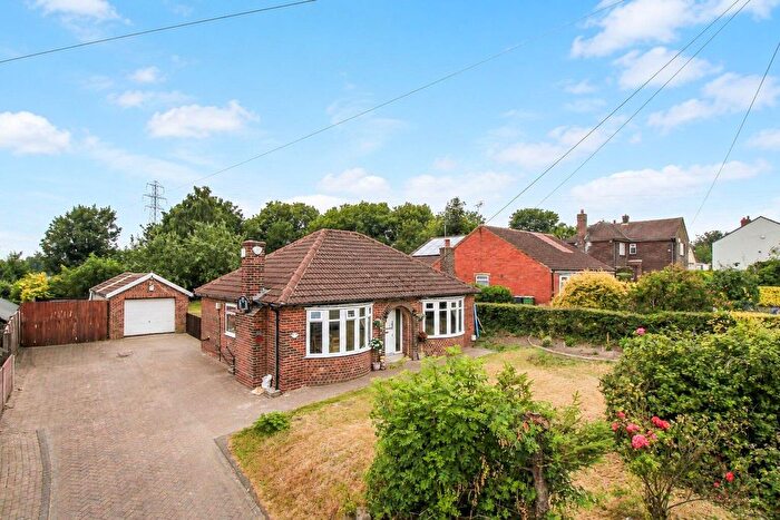 2 Bedroom Detached Bungalow For Sale In Green Lane, Lofthouse, Wakefield, WF3