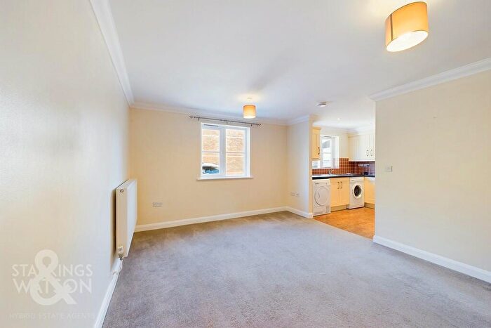 2 Bedroom Apartment To Rent In Norwich Road, Hethersett, Norwich, NR9