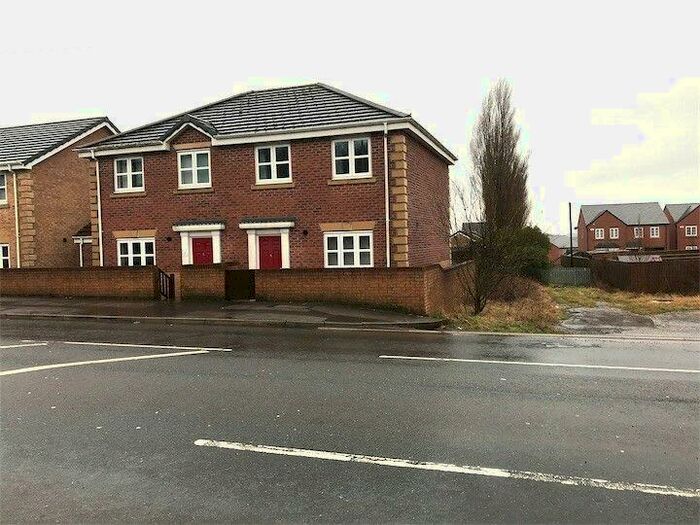 3 Bedroom Semi-Detached House To Rent In Queens Close, Great Preston, Leeds, LS26