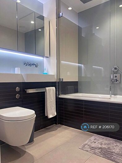 1 Bedroom Flat To Rent In Pearce House, London, SW11