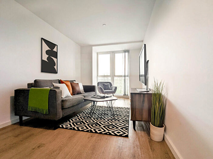 1 Bedroom Apartment To Rent In Rufus Court, Foundry Lane, LS14