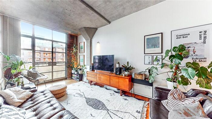 1 Bedroom Apartment To Rent In Royle Building, N1