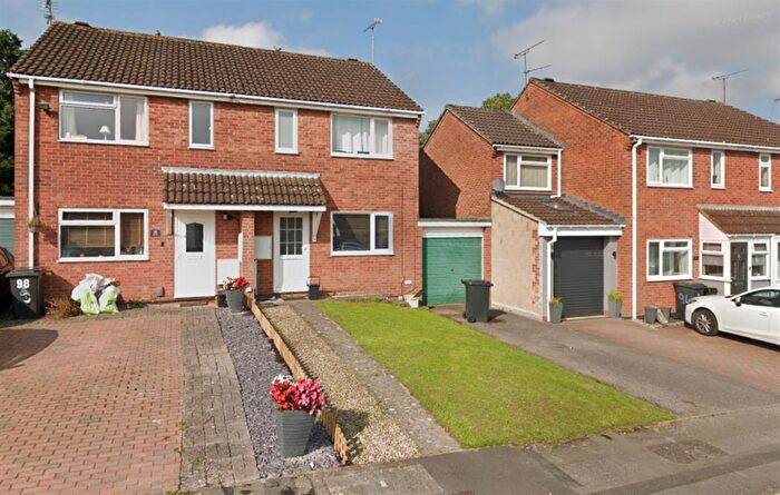 3 Bedroom House To Rent In Ravenglass Road, Westlea, Swindon, SN5