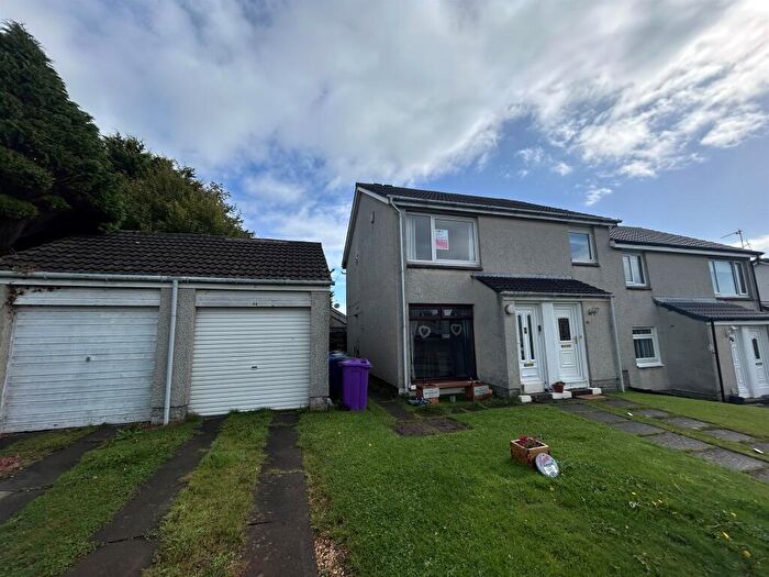2 Bedroom Flat For Sale In Hillpark Rise, Kilwinning, KA13