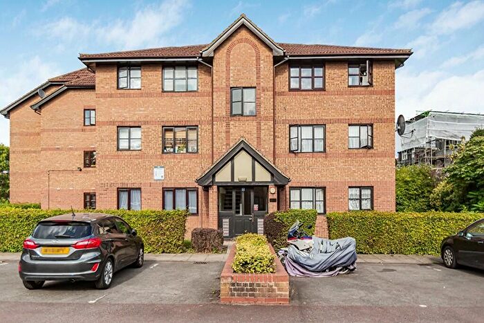 1 Bedroom Flat For Sale In Chamberlain Place, Walthamstow, London, E17