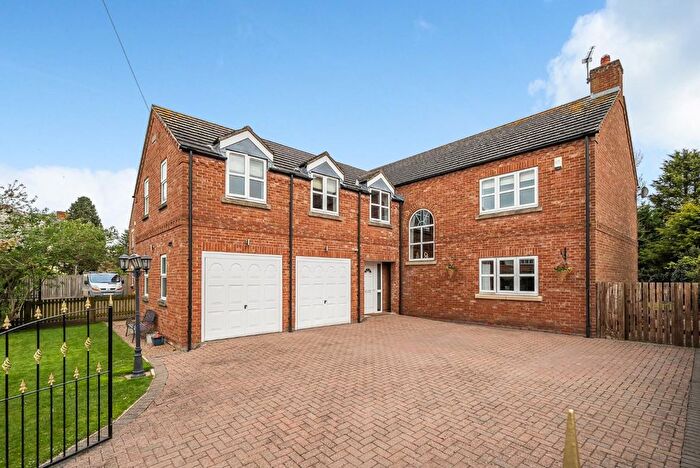 6 Bedroom Detached House For Sale In Breighton, Selby, YO8