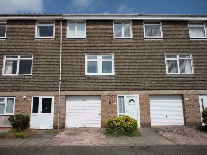 5 Bedroom House To Rent In Metchley Drive, B17