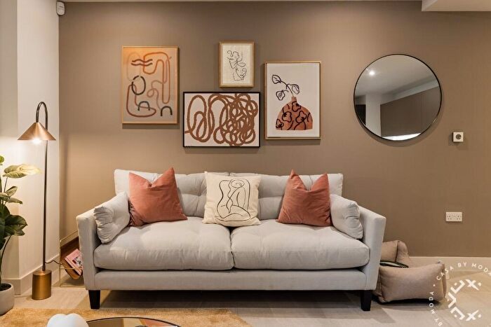 2 Bedroom Town House To Rent In Tannery Row Leeds, LS5