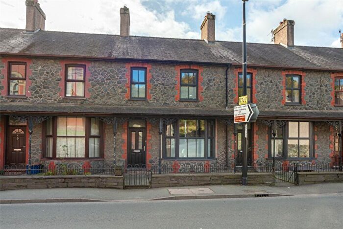 3 Bedroom Terraced House For Sale In Gordon Terrace, Bethesda, Bangor, Gwynedd, LL57