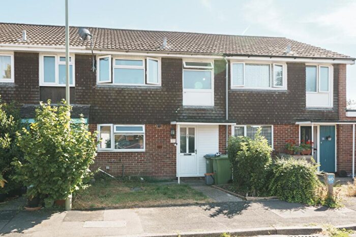 3 Bedroom Terraced House For Sale In Hampton Grove, Fareham, PO15