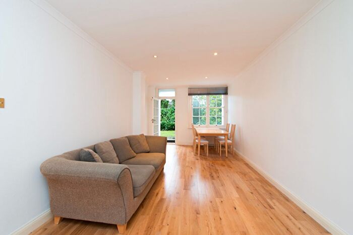 2 Bedroom Flat To Rent In Addison House, Grove End Road, St John's Wood, London, NW8