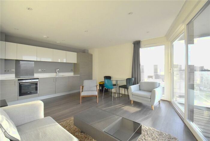 1 Bedroom Apartment To Rent In Meade House, Mill Park, Cambridge, CB1