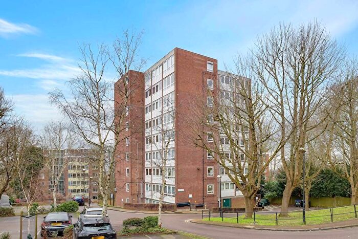 2 Bedroom Apartment For Sale In College Road, Crystal Palace, London, ., SE19
