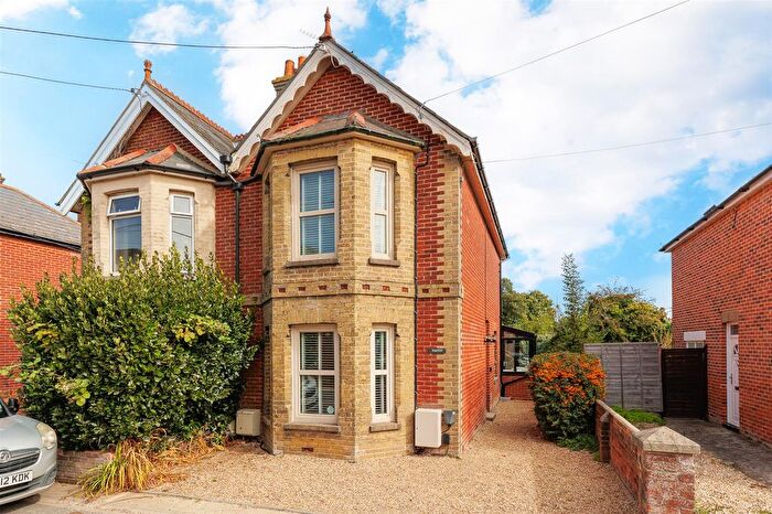 4 Bedroom Semi-detached House For Sale In Bembridge, Isle Of Wight, PO35