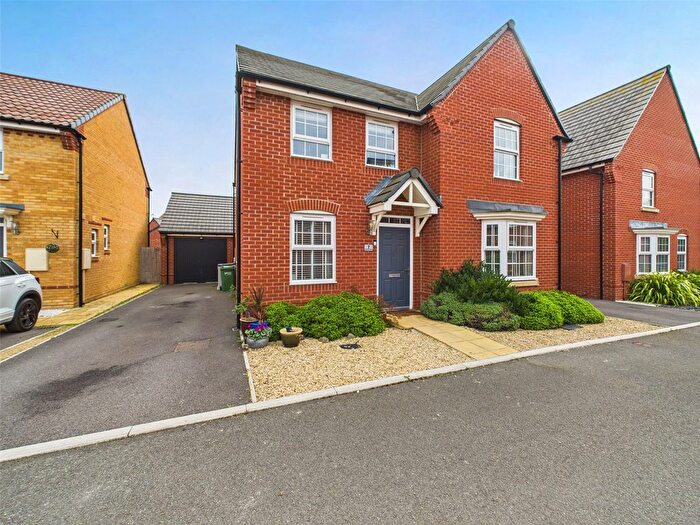 4 Bedroom Detached House For Sale In Warbler Close, Hardwicke, Gloucester, Gloucestershire, GL2