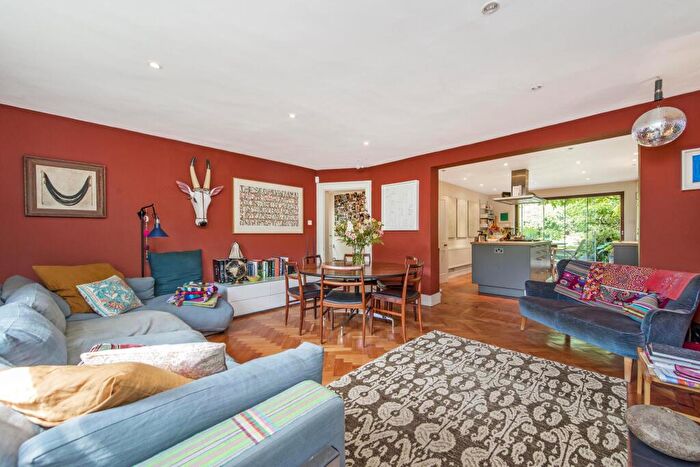 5 Bedroom Detached House To Rent In Northampton Park, Islington, London, N1