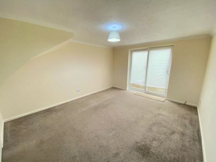 2 Bedroom Terraced House To Rent In Coleridge Crescent, Killay, Swansea, SA2