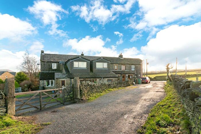 2 Bedroom Cottage For Sale In Cross Heights, Scholes, HD9