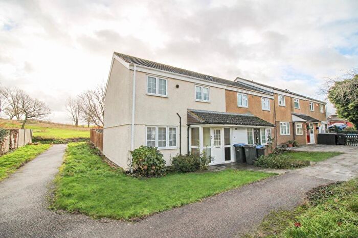 3 Bedroom End Terrace House For Sale In Spruce Hill, Harlow, CM18
