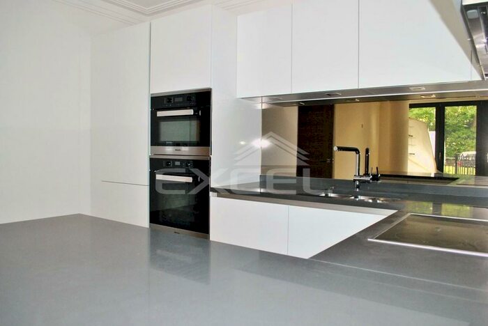 2 Bedroom Apartment To Rent In West Heath Place, B Hodford Road, Golders Green, NW11