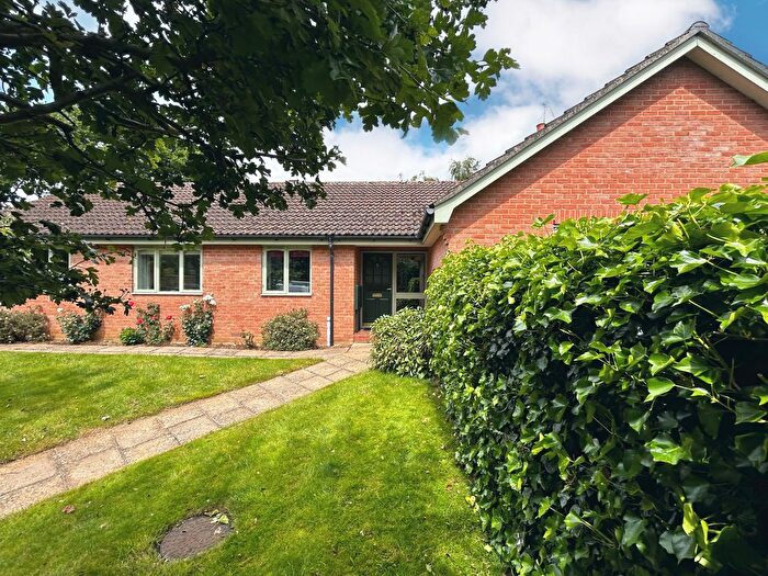 5 Bedroom Detached House For Sale In Holfen Close, Martlesham, Woodbridge, IP12
