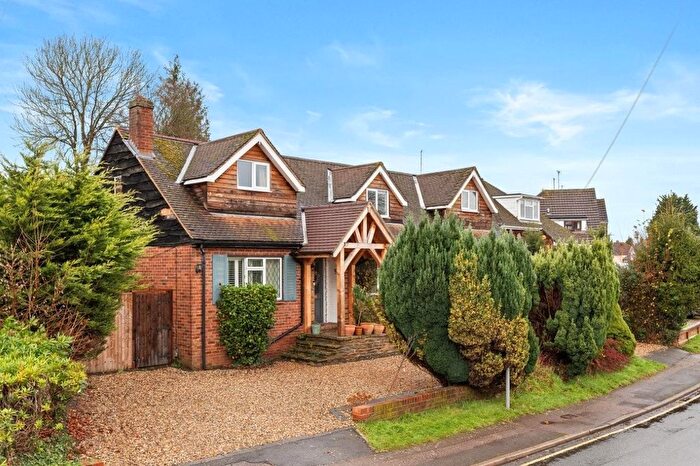 5 Bedroom Detached House For Sale In Homewood Avenue, Cuffley, Herts, EN6