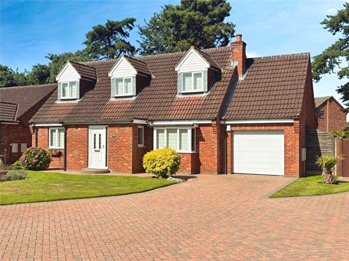 3 Bedroom Bungalow For Sale In Travis Close, Hatfield, Doncaster, South Yorkshire, DN7