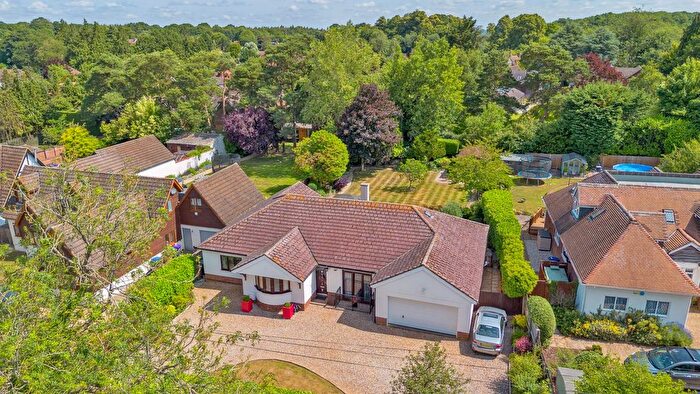 4 Bedroom Bungalow For Sale In Back Lane, Preston, Hitchin, SG4