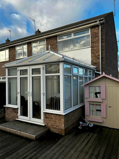 3 Bedroom End Of Terrace House To Rent In Newtondale, Hull, HU7