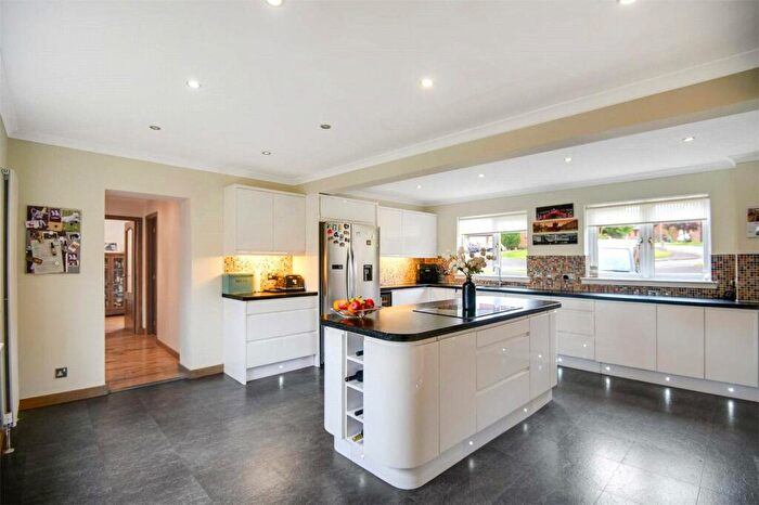 5 Bedroom Detached House For Sale In Binniehill Road, Cumbernauld, Glasgow, North Lanarkshire, G68