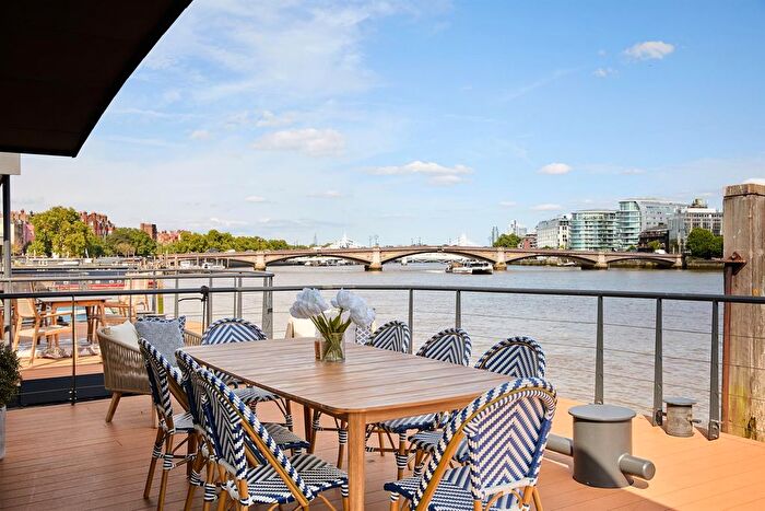 2 Bedroom Houseboat To Rent In Cheyne Walk, Chelsea, SW10