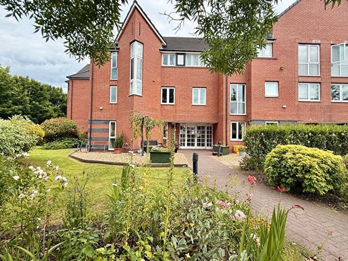 1 Bedroom Flat For Sale In Metcalfe Court, Romiley, SK6