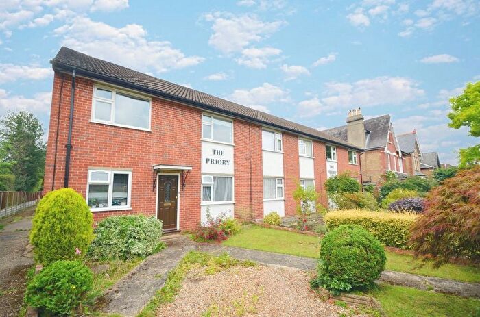 2 Bedroom Maisonette To Rent In Stanley Road, Sutton, SM2