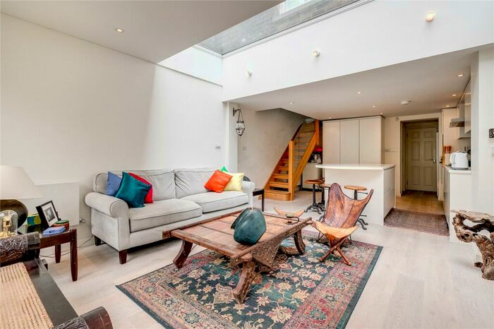 4 Bedroom House To Rent In Mornington Crescent, London, NW1