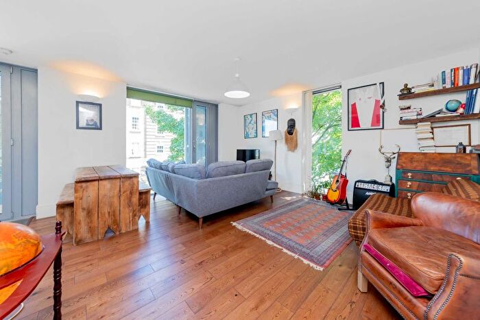 1 Bedroom Flat To Rent In Highbury Stadium Square, London, N5