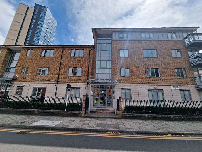 2 Bedroom Flat For Sale In Grenade Street, Compass Point, E14
