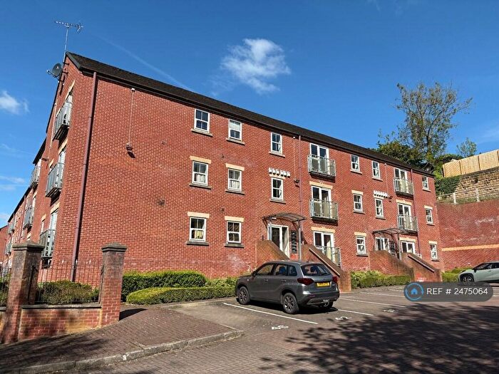 1 Bedroom Flat To Rent In Pullman Court, Morley, Leeds, LS27
