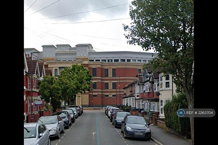 4 Bedroom Terraced House To Rent In St. Kildas Road, Harrow, HA1