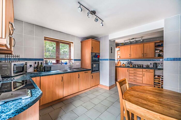 2 Bedroom End Of Terrace House For Sale In Basingstoke, Hampshire, RG21
