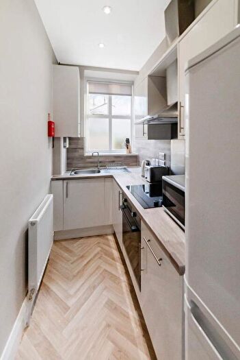 1 Bedroom Flat To Rent In Pelham Crescent, Nottingham, Nottinghamshire, NG7