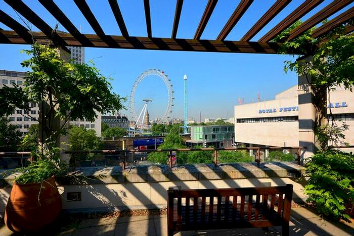 Studio To Rent In Whitehouse Apartments, Waterloo, London, SE1