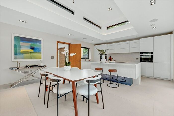 4 Bedroom Detached House To Rent In Lavender Mews, Surbiton, KT6