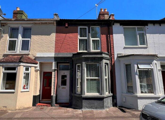 2 Bedroom Terraced House To Rent In St Anns Crescent, Gosport, PO12