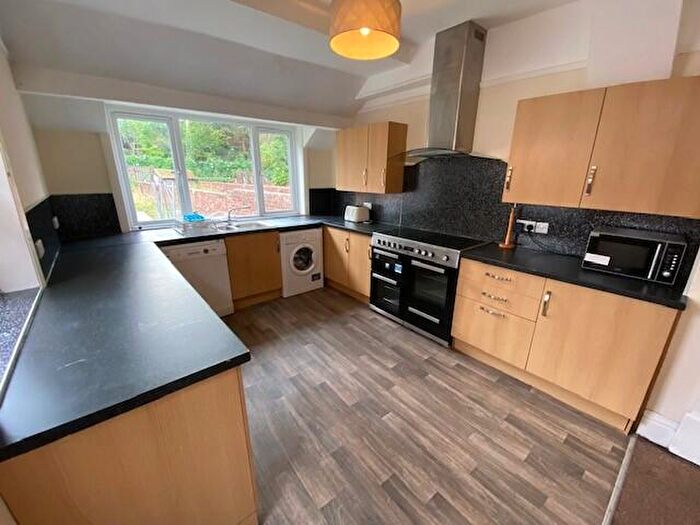 7 Bedroom Terraced House To Rent In Queens Crescent, Exeter, EX4