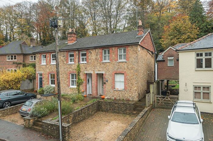 3 Bedroom End Terrace House For Sale In Godalming, Surrey, GU7