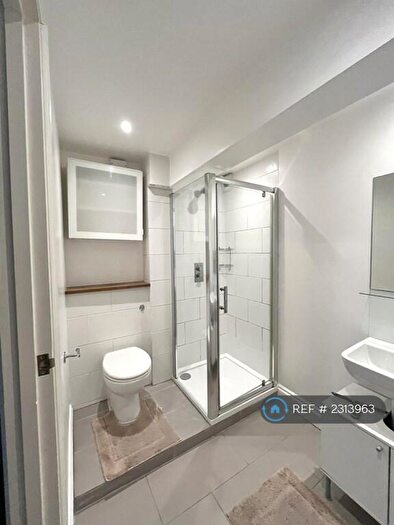 1 Bedroom Flat To Rent In Hampton Place, Brighton, BN1
